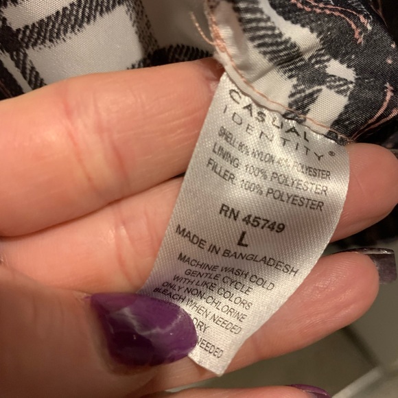 Casual Identity Women’s Large Reversible Puffer Button Up Vest Plaid Casual - Picture 9 of 9